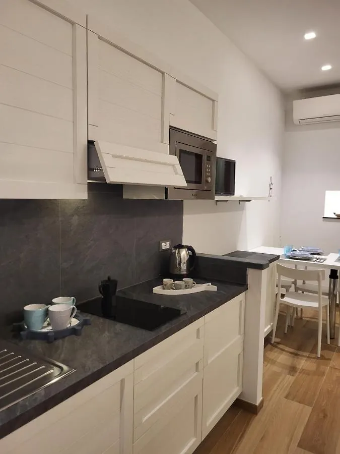 Bianca Luna Manarola Apartment